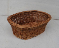 Ovale Schale aus braune Weide ohne Griffe